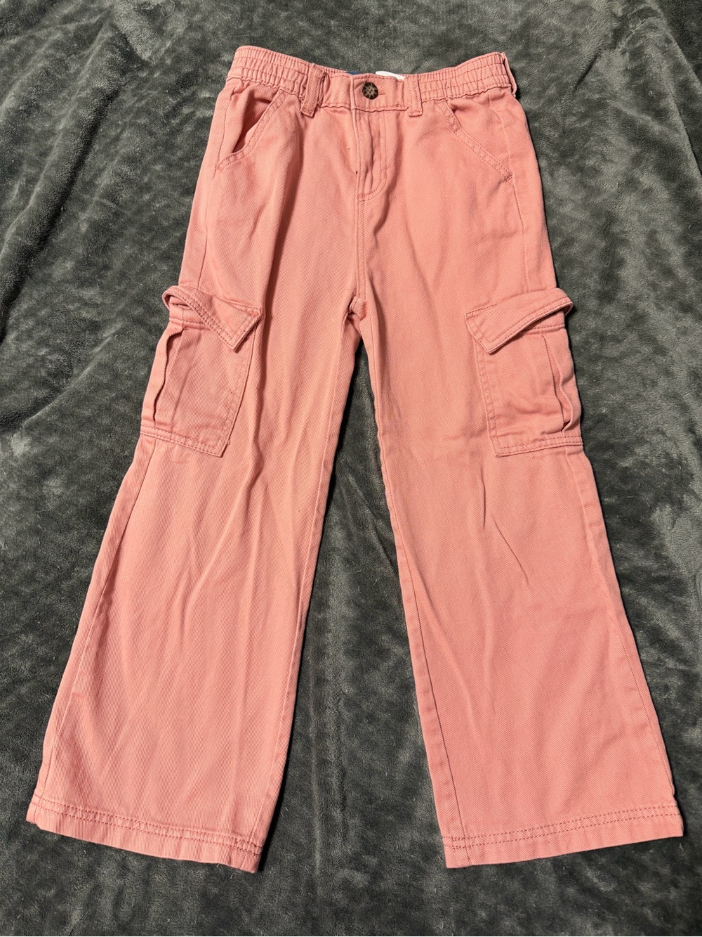 Old Navy Girls Baggy Cargo Pants in Dusty Rose Size 8